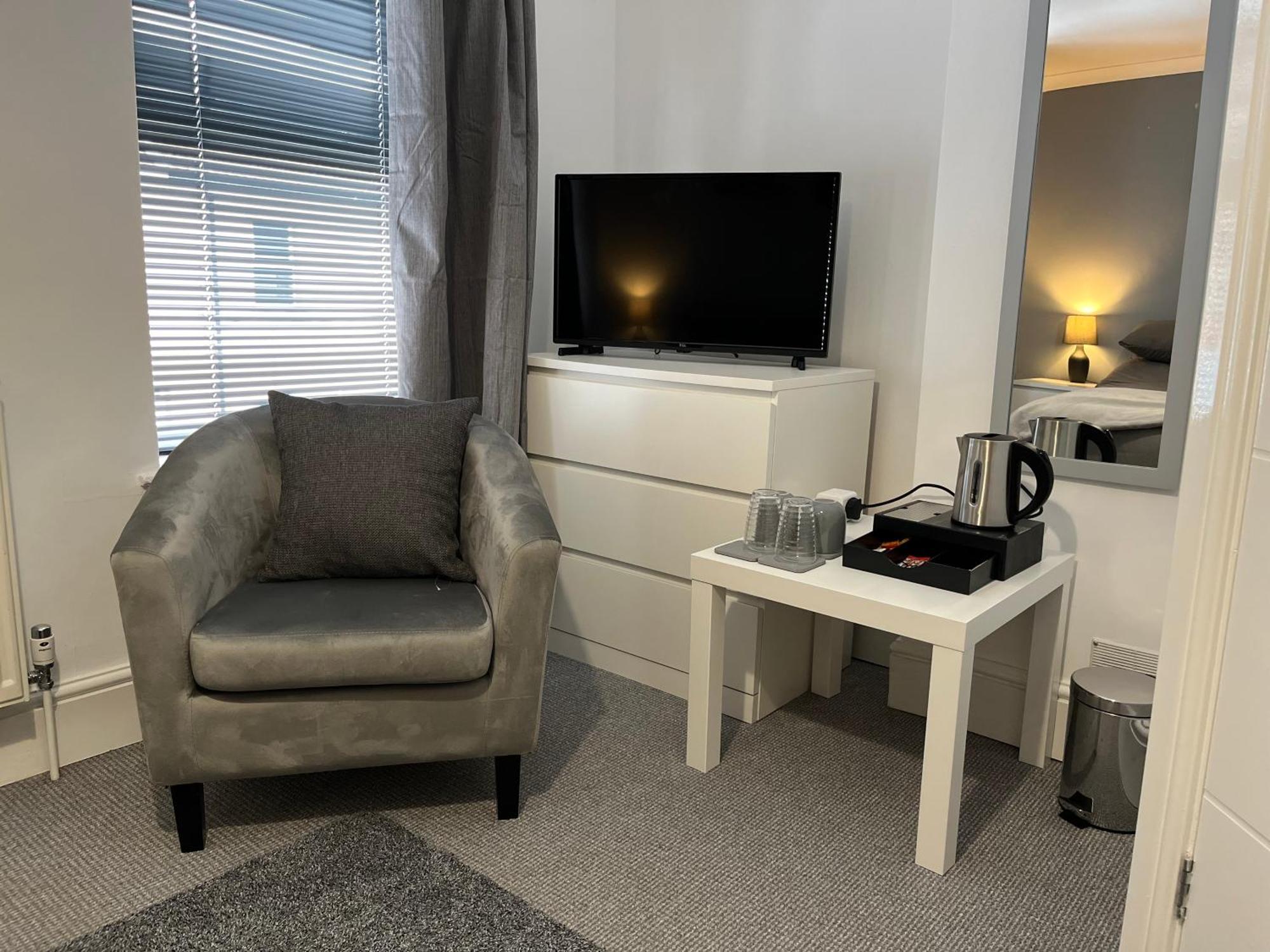 Meadow Street Rooms เอวอนมัธ ภายนอก รูปภาพ