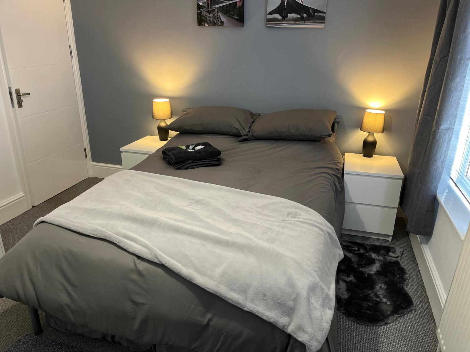 Meadow Street Rooms เอวอนมัธ ภายนอก รูปภาพ